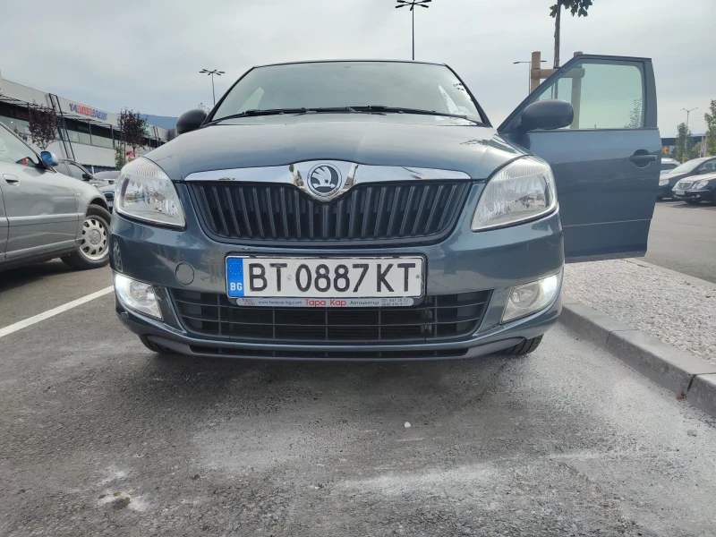 Skoda Fabia, снимка 2 - Автомобили и джипове - 52190888