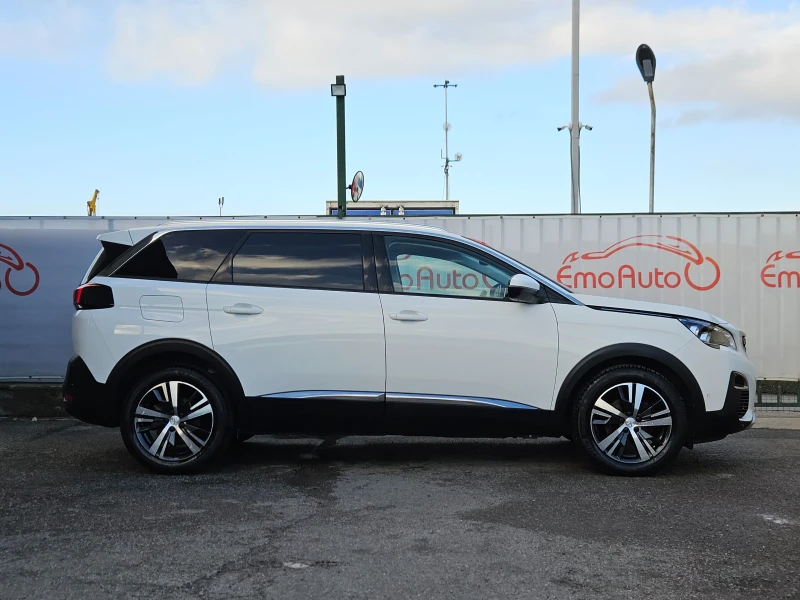 Peugeot 5008 1.5HDI/ALLURE/BLACK FRIDAY/LED/ACC/NAVI/БЛУТУТ/ТОП, снимка 2 - Автомобили и джипове - 52379351