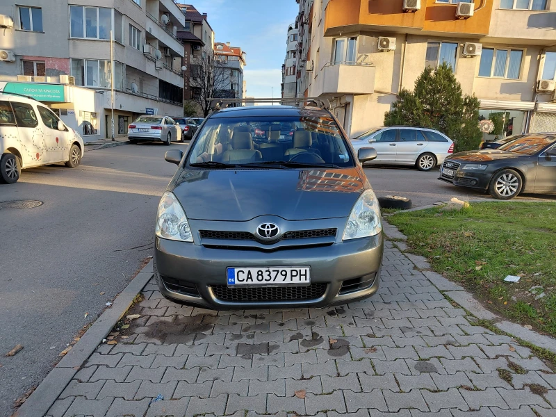 Toyota Corolla verso, снимка 3 - Автомобили и джипове - 52555136