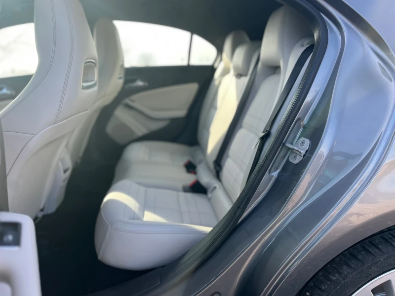 Mercedes-Benz A 180 1.5 109, снимка 13 - Автомобили и джипове - 52631442