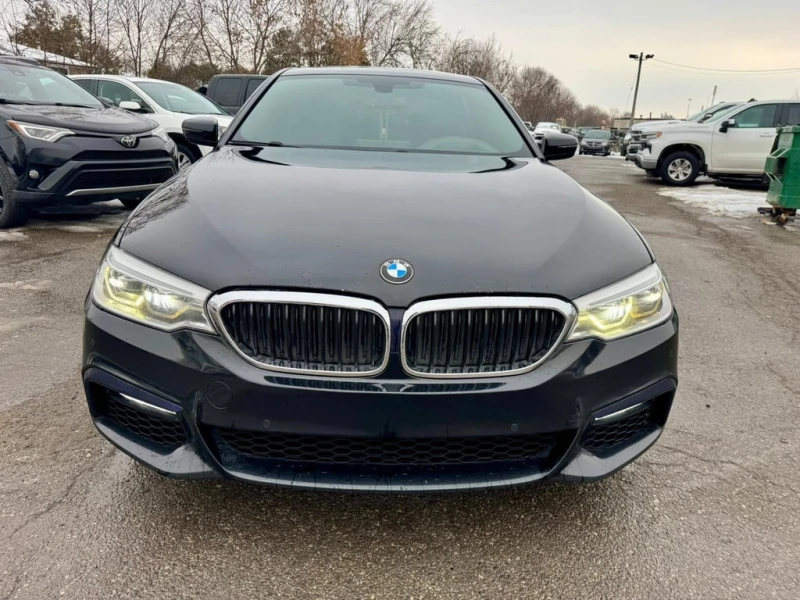 BMW 530 i xDrive 2018 * CARFAX * БЕЗ ПЪРВОНАЧАЛНА ВНОСКА, снимка 2 - Автомобили и джипове - 52830630