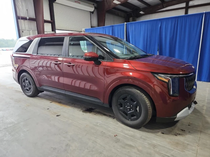 Kia Carnival, снимка 4 - Автомобили и джипове - 52910116