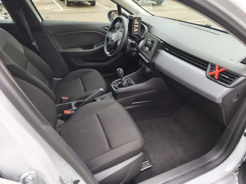 Renault Clio 1.0 TCE / Заводско LPG/ 77000 км гаранция до 09.27, снимка 10 - Автомобили и джипове - 53300297