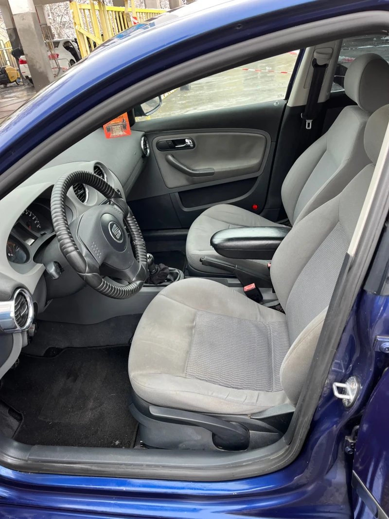 Seat Ibiza, снимка 6 - Автомобили и джипове - 53593405