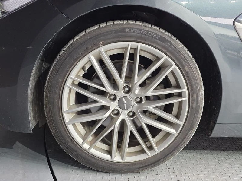 Genesis G70 2.0 Automatic, снимка 5 - Автомобили и джипове - 55598175
