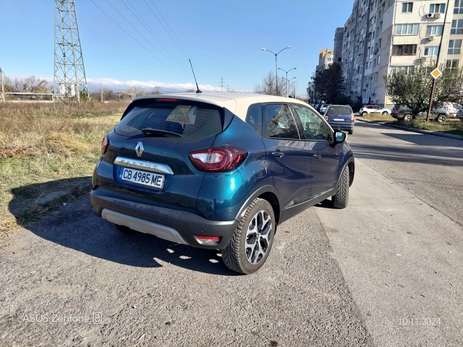 Renault Captur 1.5 - изображение 2