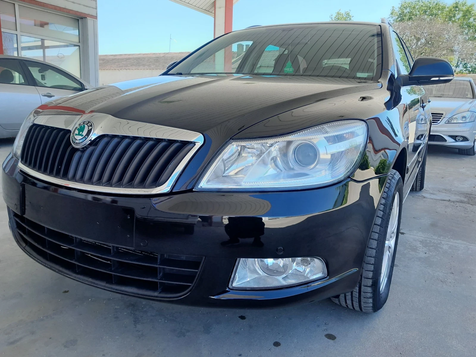 Skoda Octavia 1.6 ТDI .4X4  - изображение 3