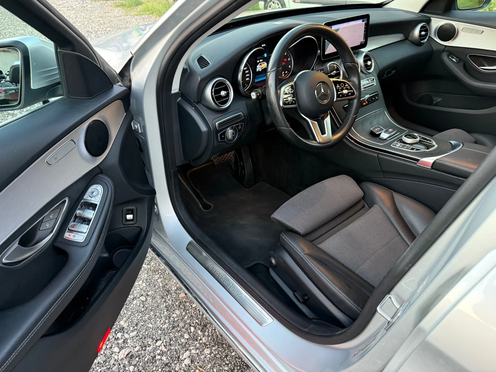Mercedes-Benz C 220  - изображение 8