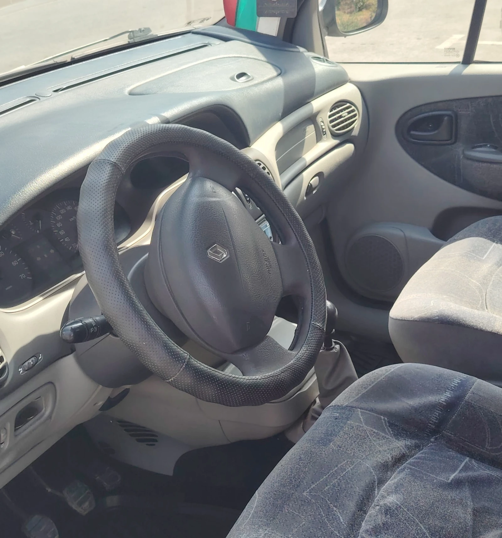 Renault Scenic  - изображение 6