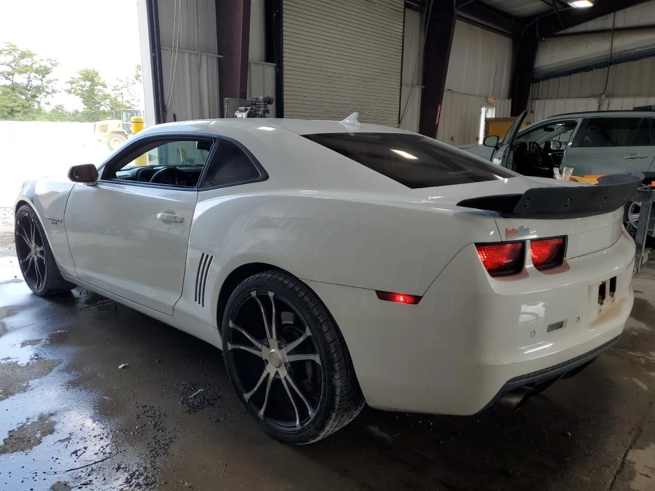 Chevrolet Camaro SS - изображение 4