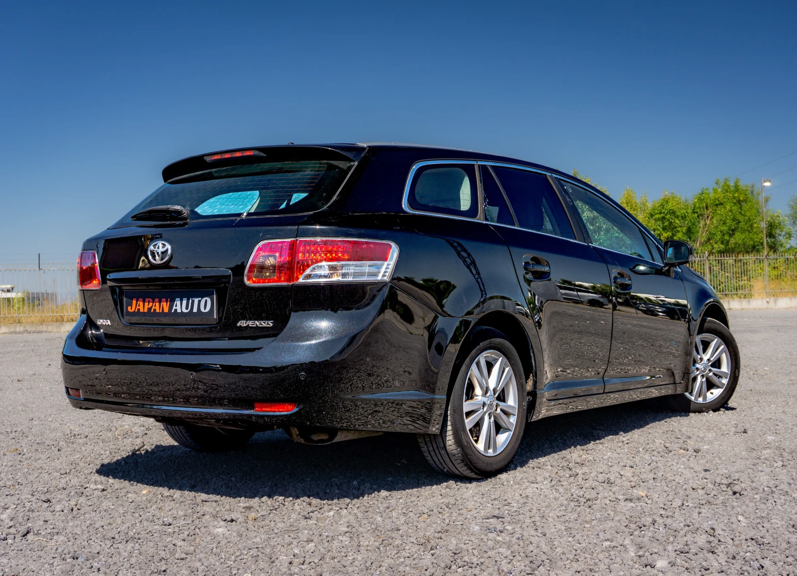 Toyota Avensis 1.8 VVT-i | С ГАРАНЦИЯ  - изображение 4