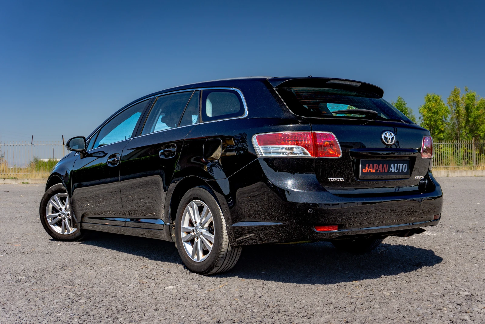 Toyota Avensis 1.8 VVT-i | С ГАРАНЦИЯ  - изображение 6