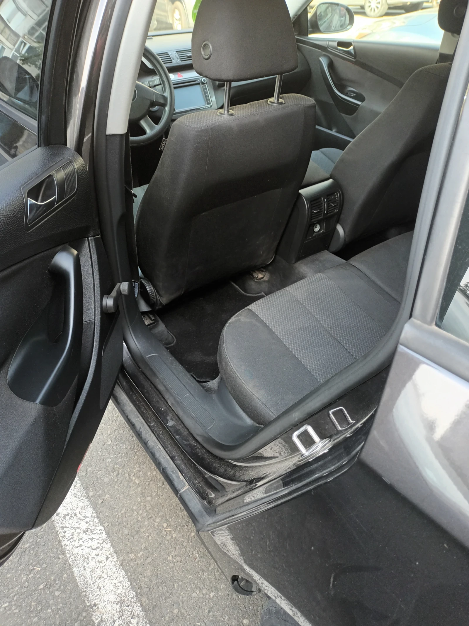 VW Passat 2.0 TDI - изображение 10
