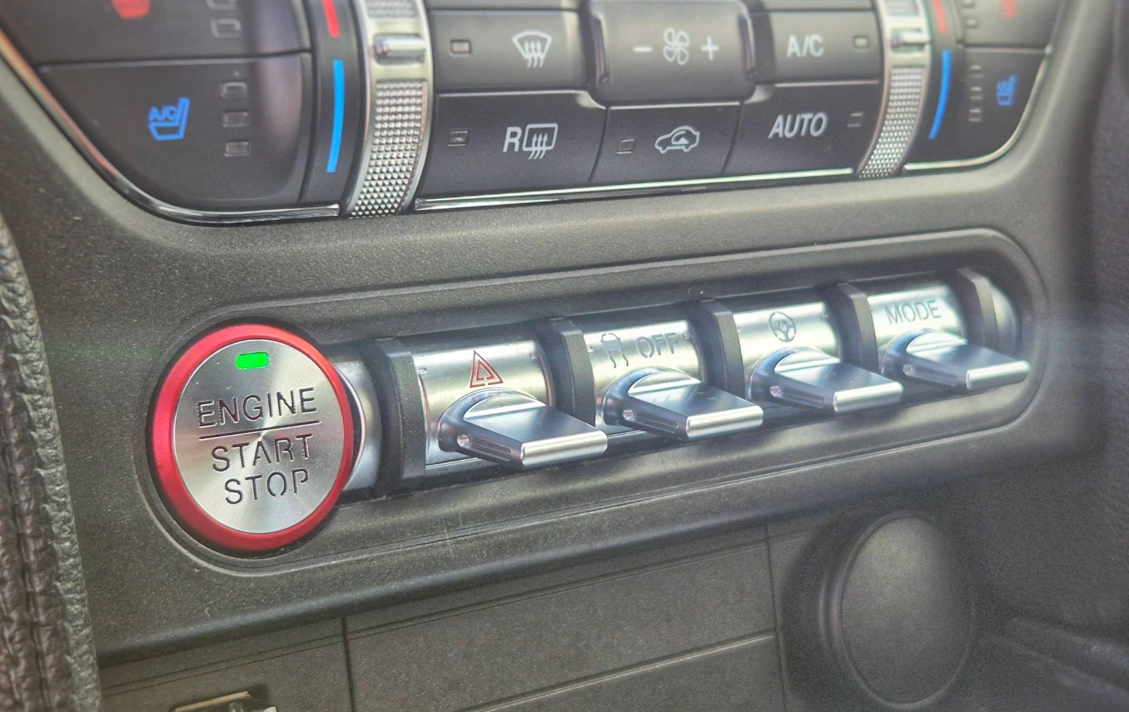 Ford Mustang GT California Special, снимка 17 - Автомобили и джипове - 51851492