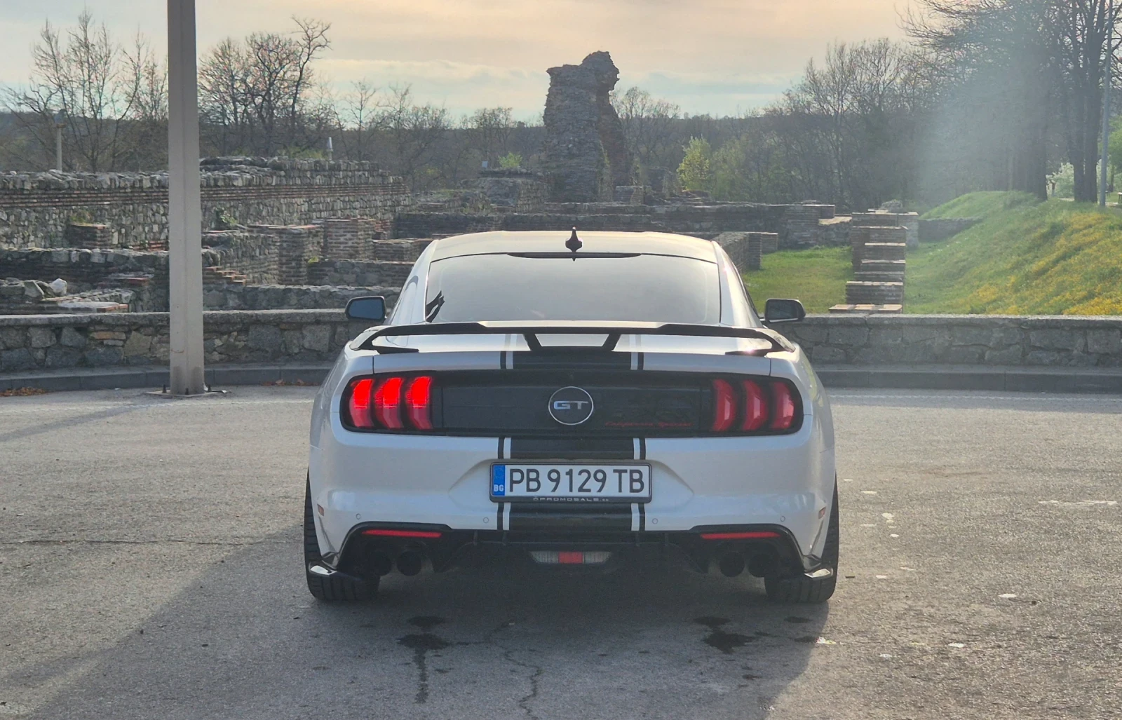 Ford Mustang GT California Special, снимка 5 - Автомобили и джипове - 51851492