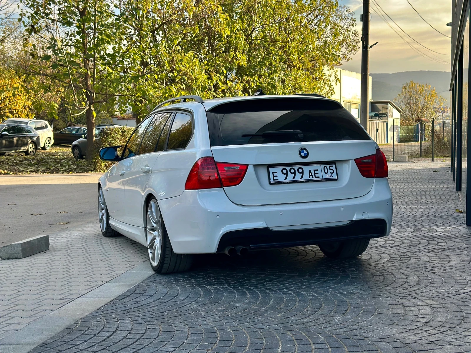 BMW 330  - изображение 8