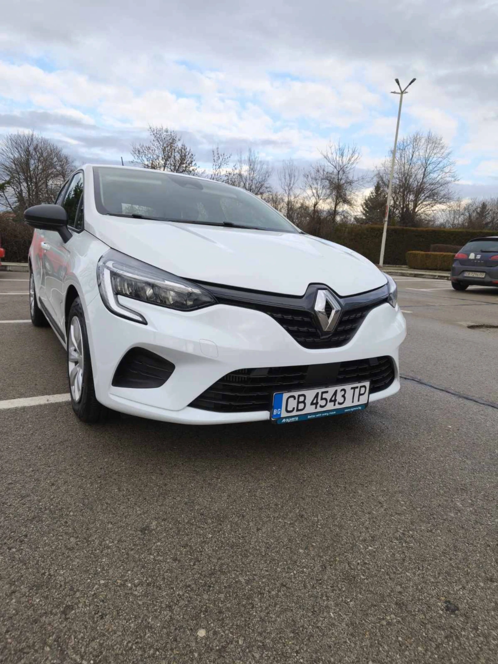 Renault Clio 1.0 TCE / Заводско LPG/ 77000 км гаранция до 09.27 - изображение 8