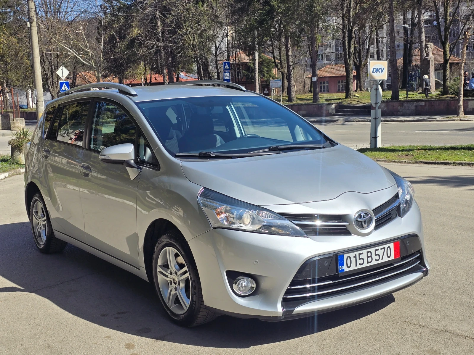 Toyota Verso 1.8i ШВЕЙЦАРИЯ , снимка 3 - Автомобили и джипове - 53865304