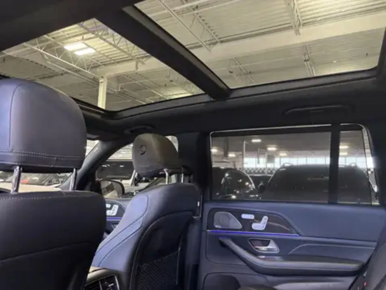 Mercedes-Benz GLS 450 2021/GLS450/PREMIUM PKG/MASSAGE/PANO/360/FULL, снимка 15 - Автомобили и джипове - 53894532