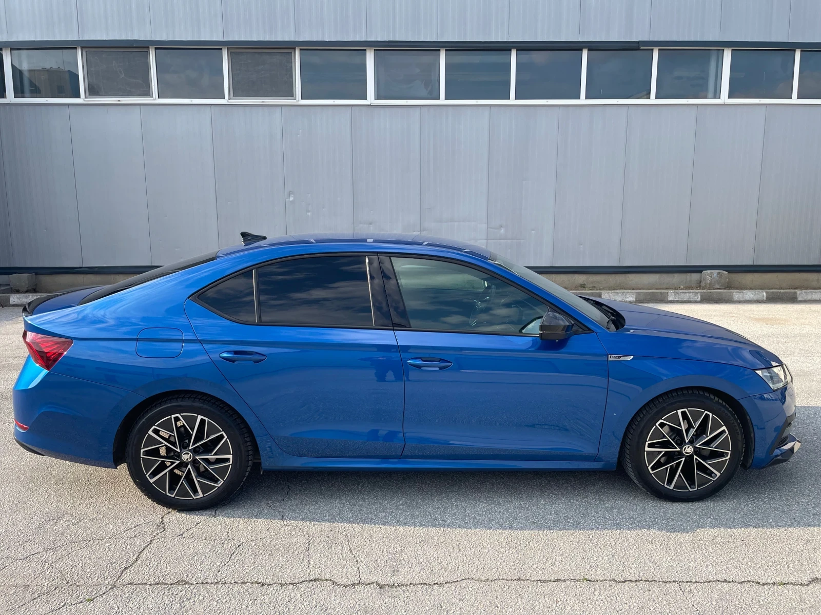 Skoda Octavia Sportline 2.0 TDI DSG Matrix LED Га, снимка 7 - Автомобили и джипове - 54003717