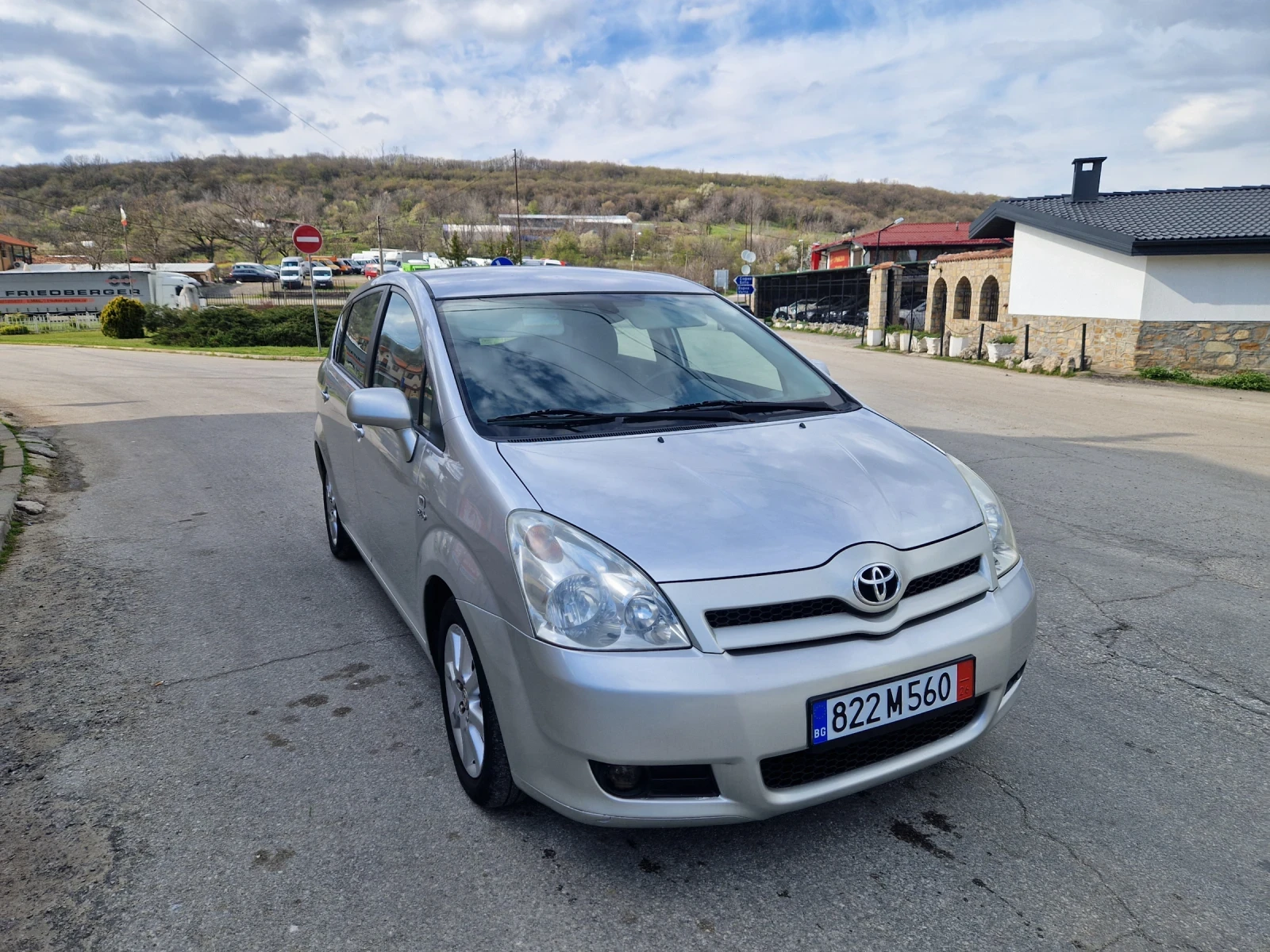 Toyota Corolla verso 2.0D4D, 116кс, 05г, Италия-БЕЗ РЪЖДИ , снимка 6 - Автомобили и джипове - 54149390