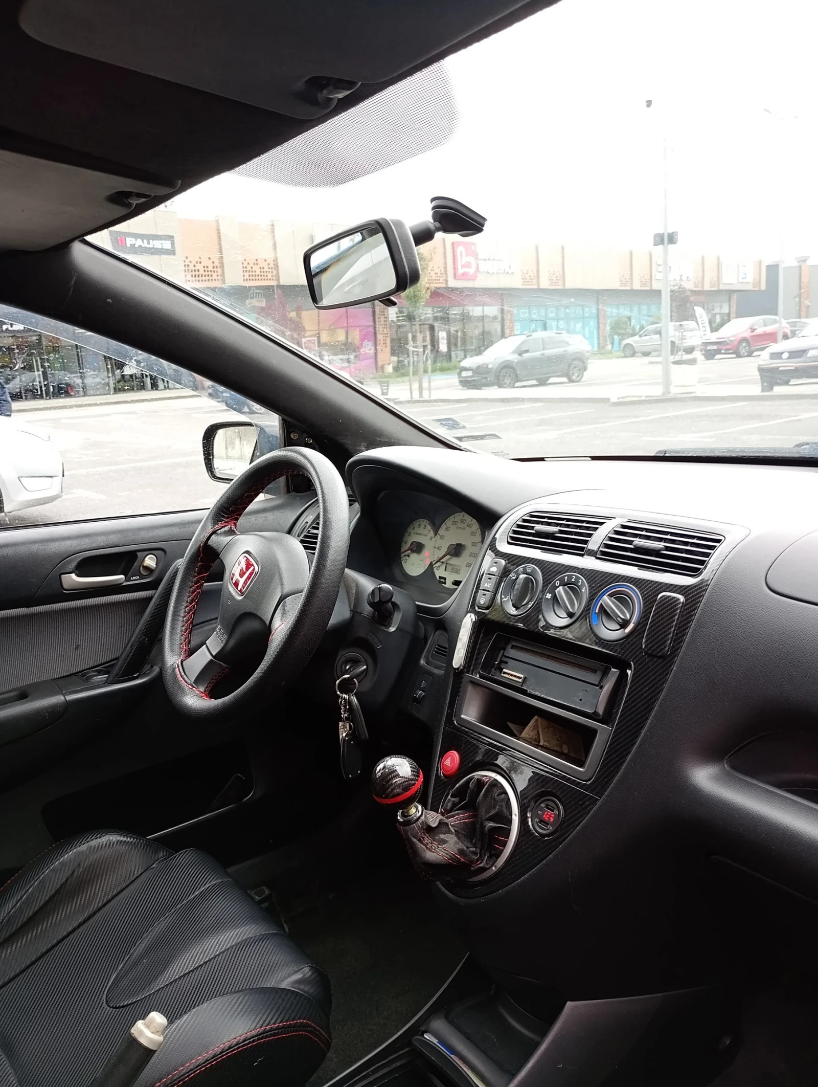 Honda Civic 1.6 VTEC газ бензин , снимка 9 - Автомобили и джипове - 54367534