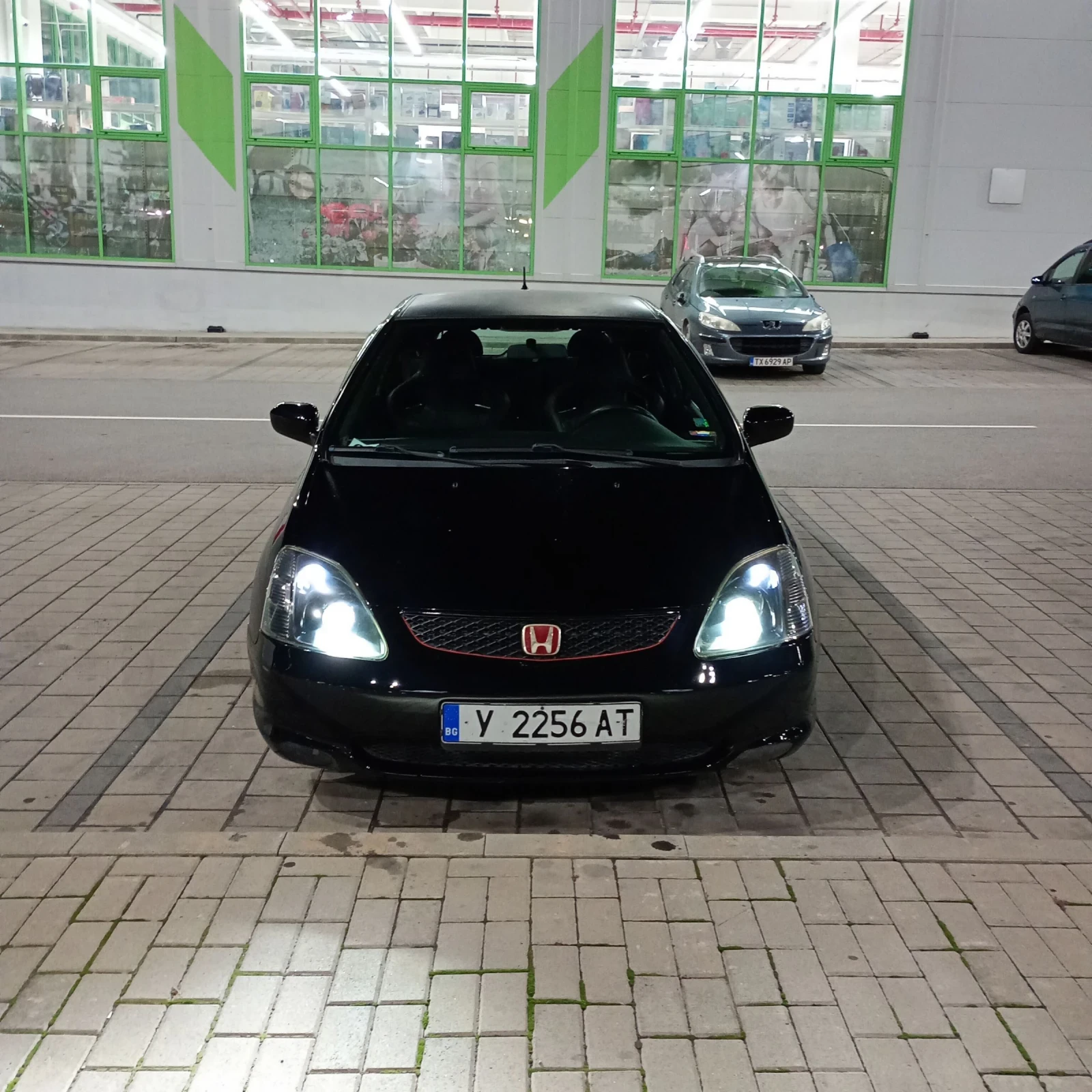 Honda Civic 1.6 VTEC газ бензин , снимка 2 - Автомобили и джипове - 54367534