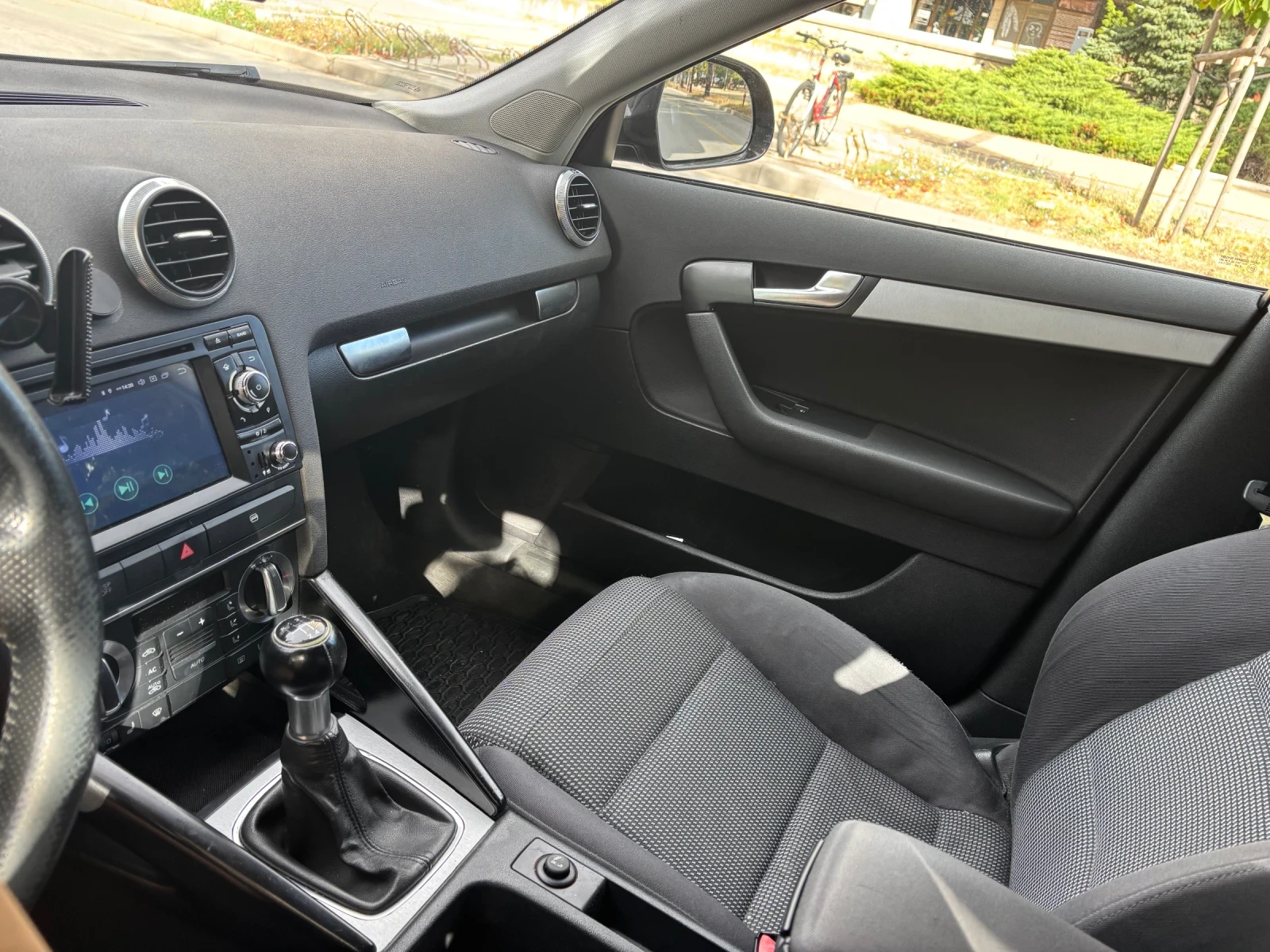 Audi A3 1.9 TDI Sportback FACELIFT, снимка 6 - Автомобили и джипове - 54583253
