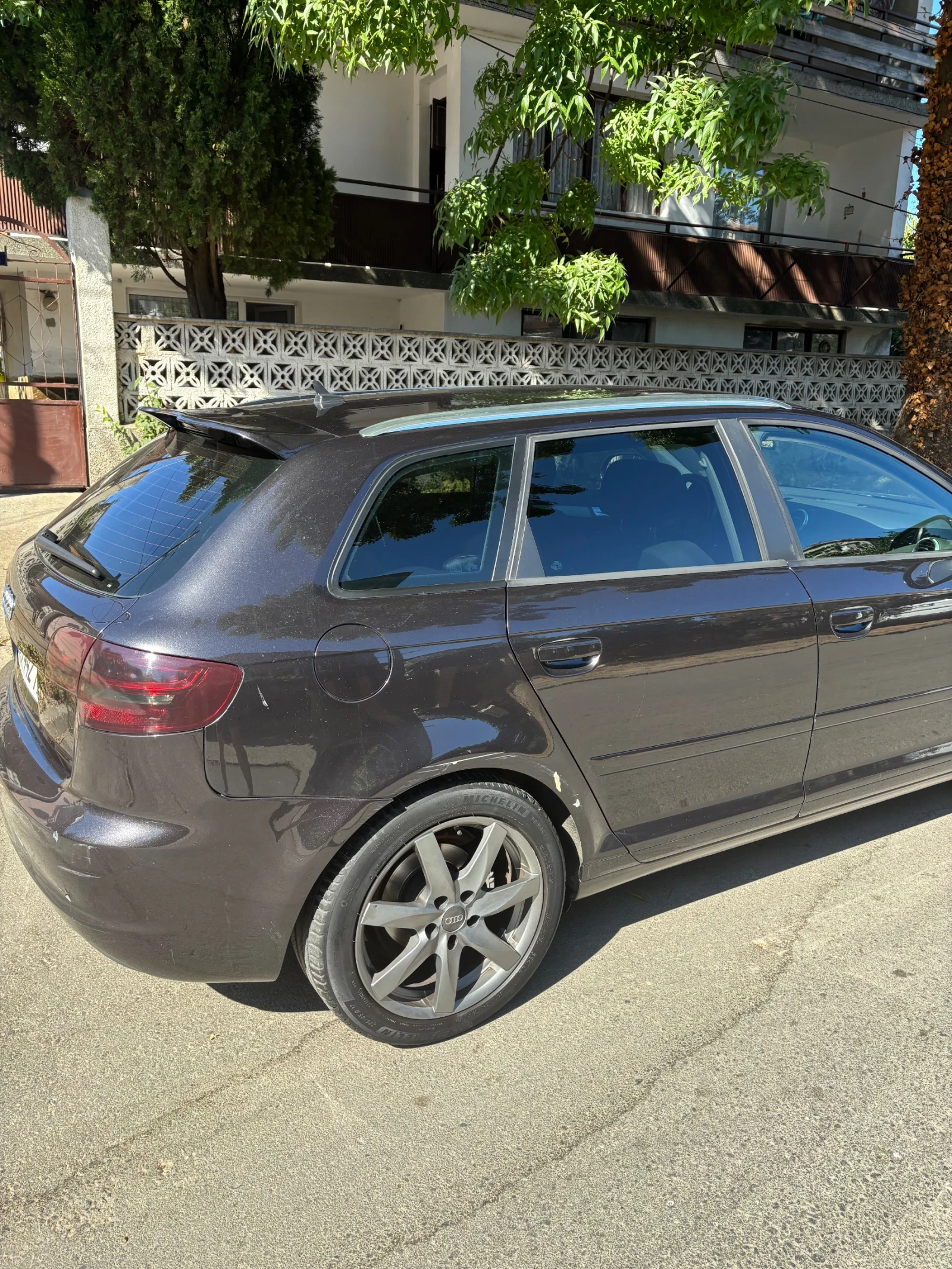 Audi A3 1.9 TDI Sportback FACELIFT, снимка 3 - Автомобили и джипове - 54583253