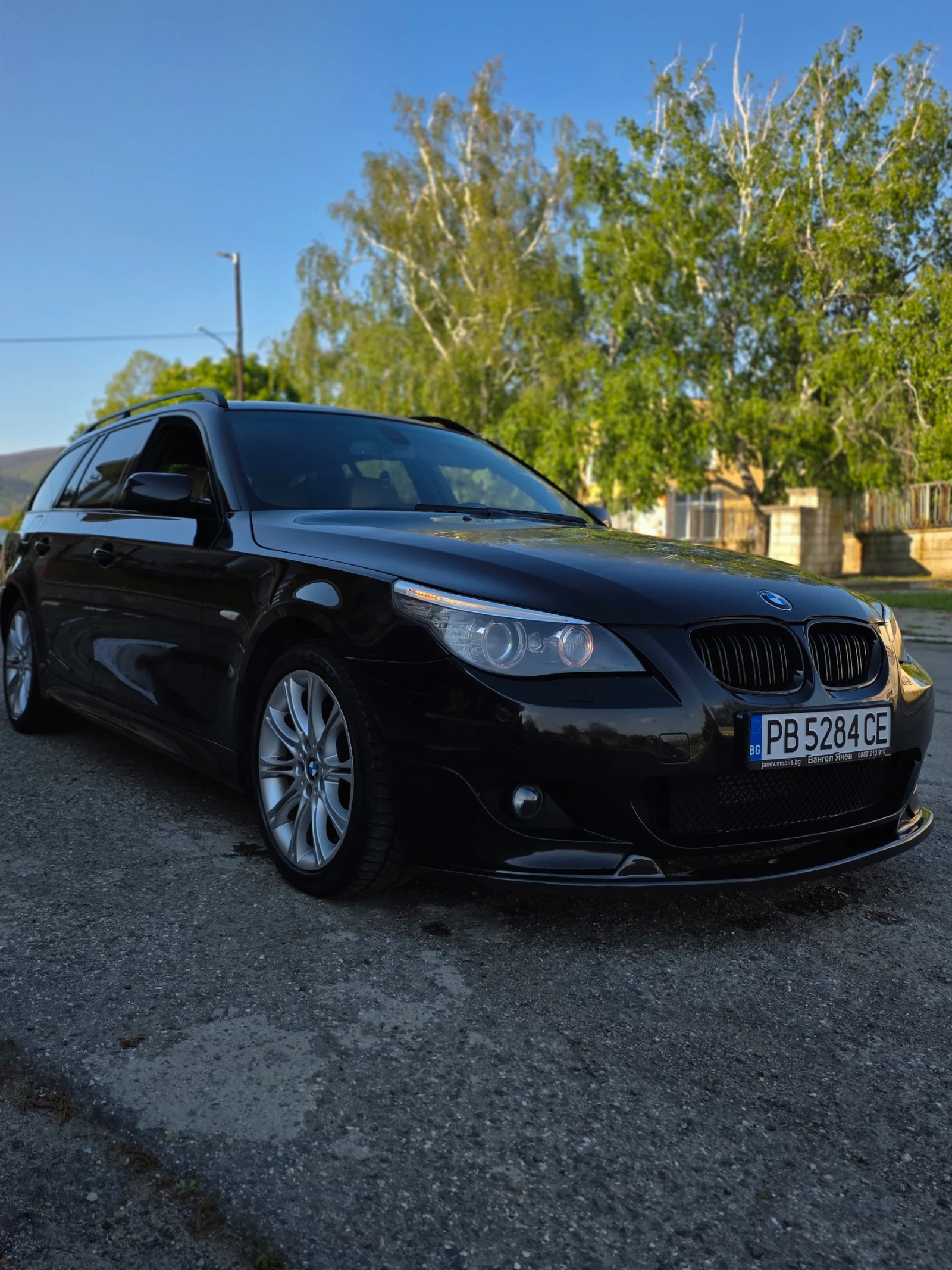 BMW 525