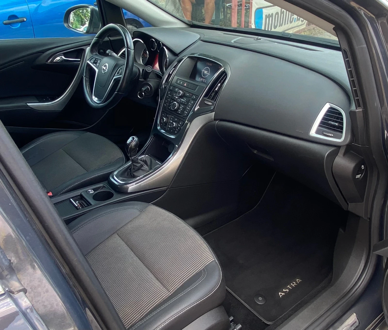 Opel Astra 1.4i-140 �.�. ���������-����.�������-6-��������- | Mobile.bg � ����������� 9