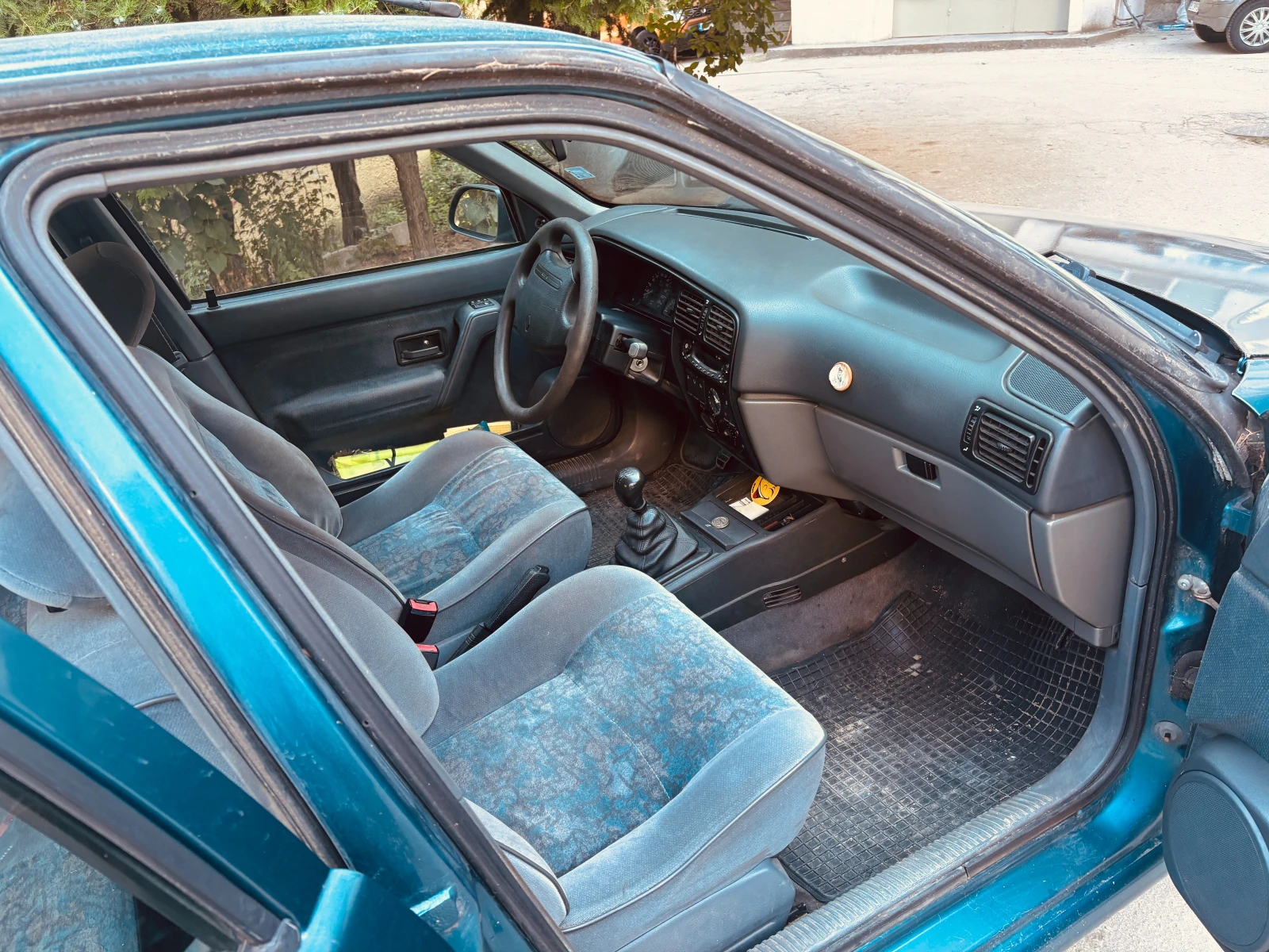 Renault 19, снимка 7 - Автомобили и джипове - 55266388