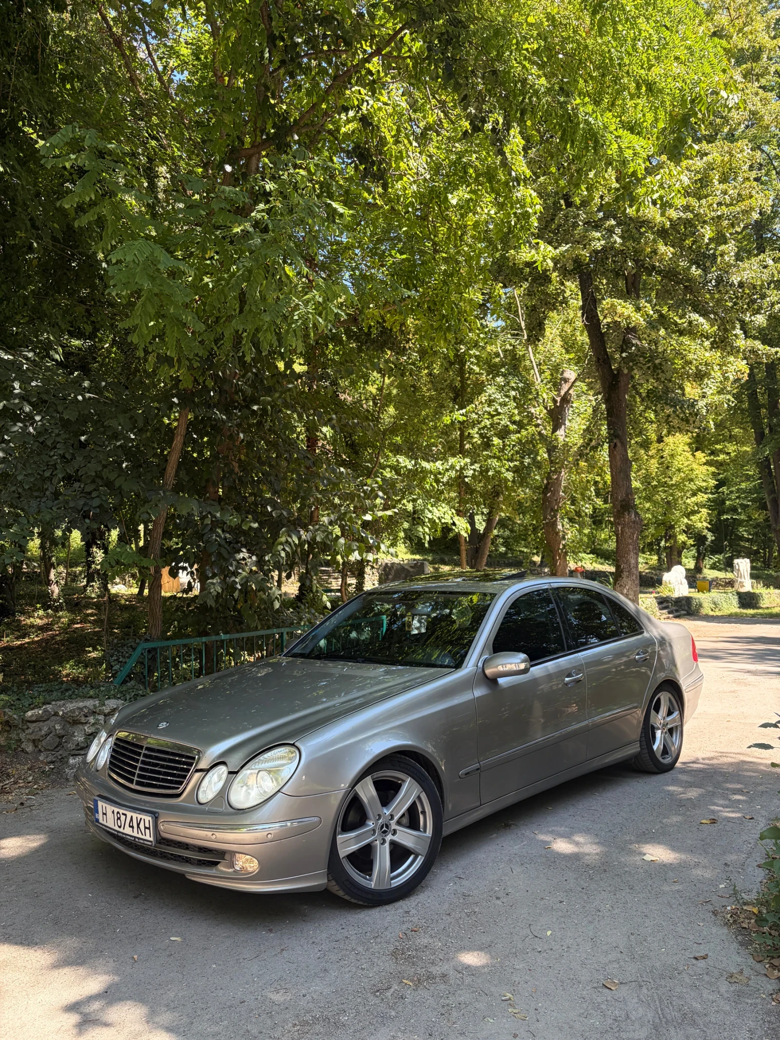Mercedes-Benz E 320 CDI Avantgarde Редови 