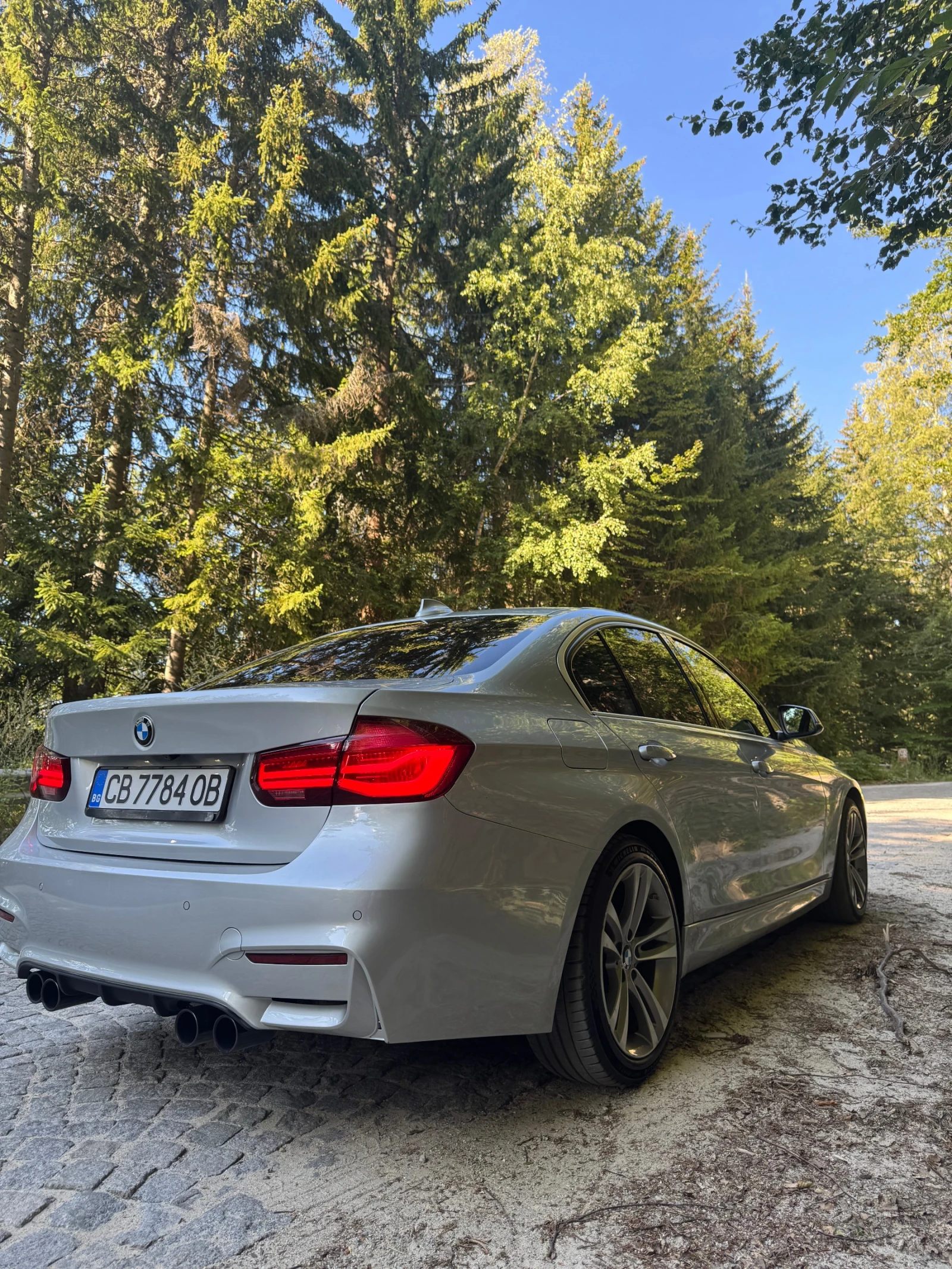 BMW 330, снимка 7 - Автомобили и джипове - 55769126