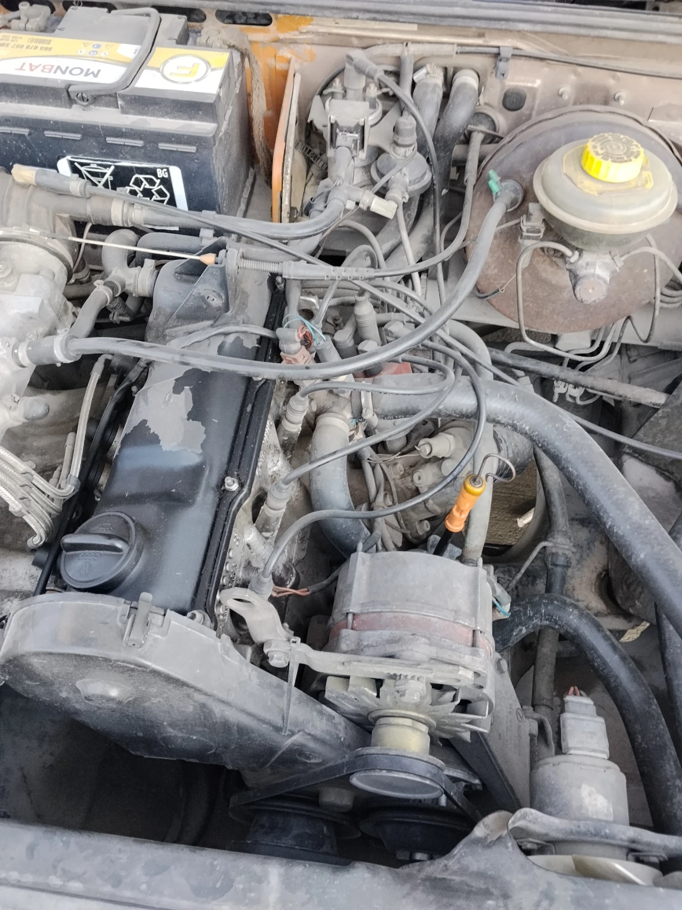Audi 80 1.8S, снимка 3 - Автомобили и джипове - 55962165