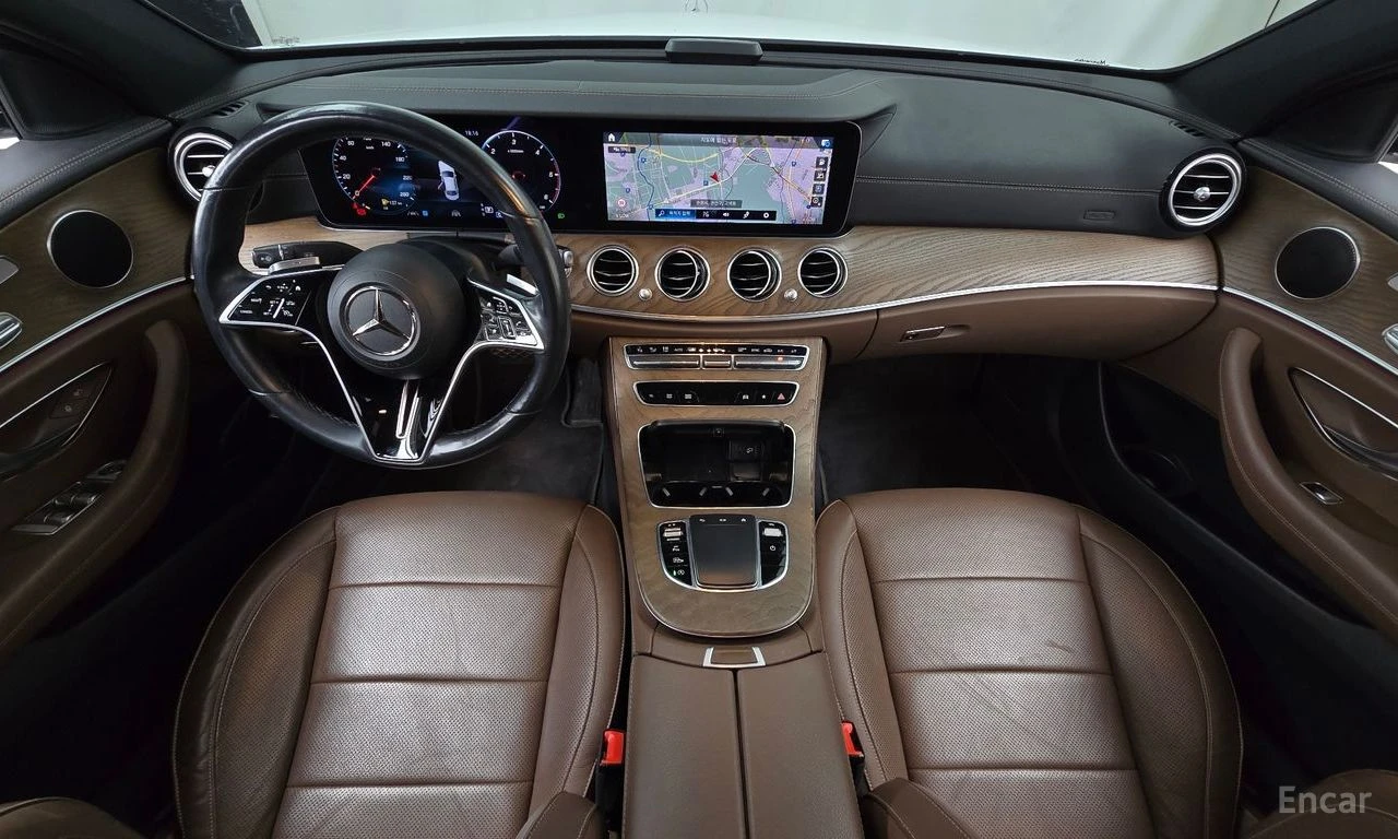 Mercedes-Benz E 220 d* EXCLUSIVE* ХЕДЪП* ДИСТРОНИК* 360* КРАЙНА ЦЕНА, снимка 9 - Автомобили и джипове - 55987298