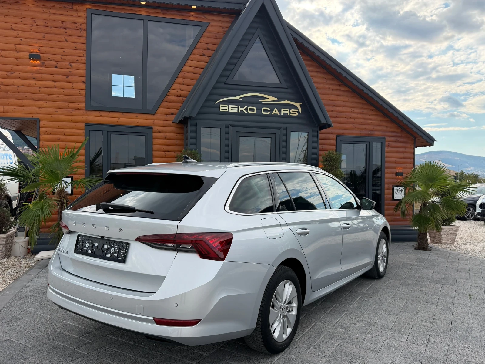 Skoda Octavia Нов внос от Белгия!, снимка 5 - Автомобили и джипове - 56182215