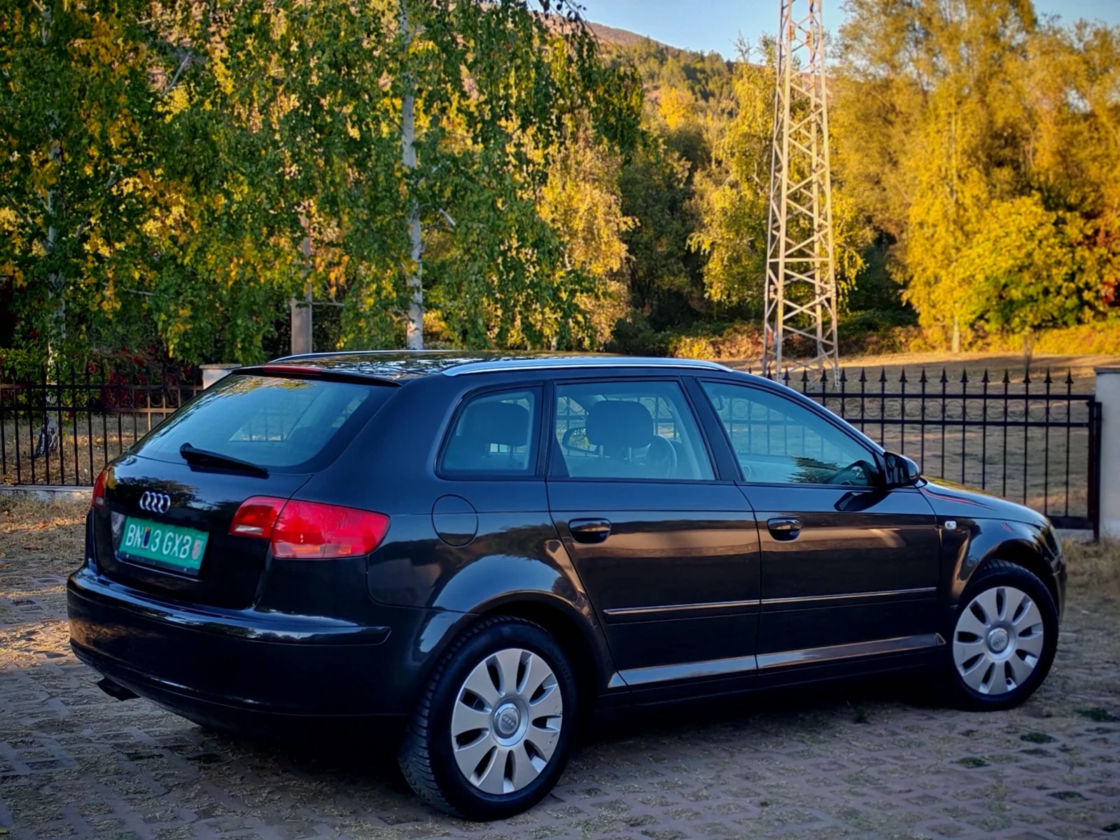 Audi A3 2.0TDI(BMM)(14O)* 6-СКОРОСТИ* SPORTBACK* , снимка 7 - Автомобили и джипове - 56339928
