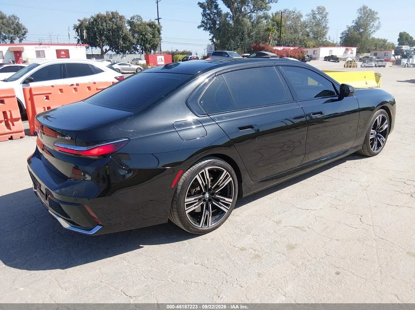 BMW i7 Edrive50 RWD, снимка 4 - Автомобили и джипове - 56425485