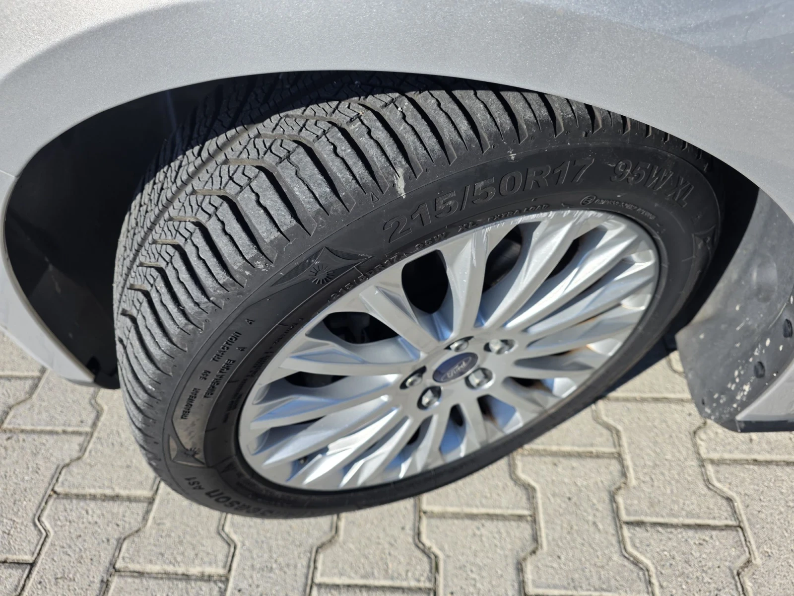 Ford Focus 1.6i  GPL 105kc Лизинг, снимка 14 - Автомобили и джипове - 56562492