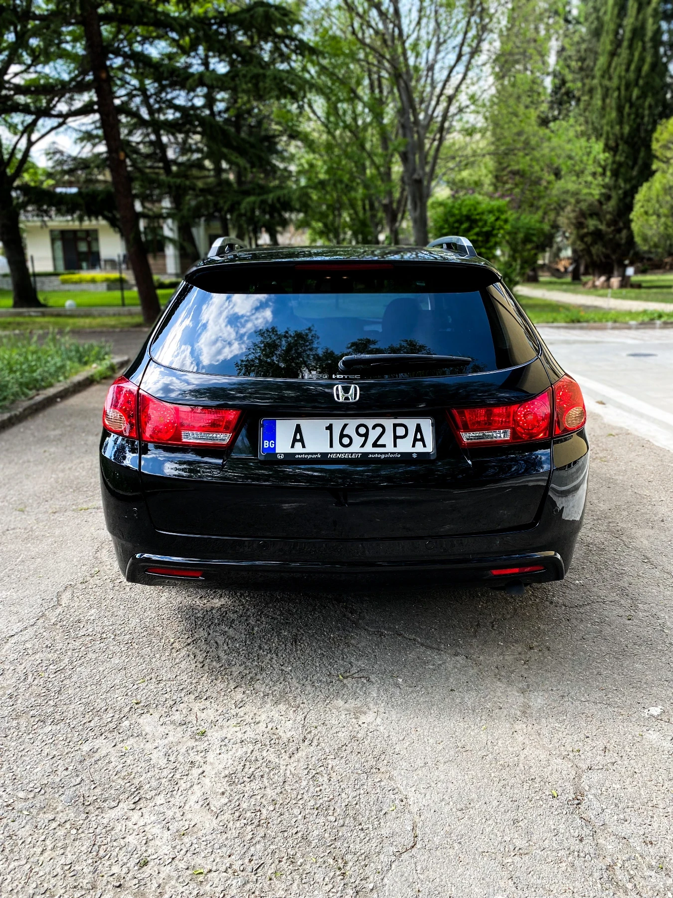 Honda Accord 2.2 I-DTEC, снимка 4 - Автомобили и джипове - 56571508