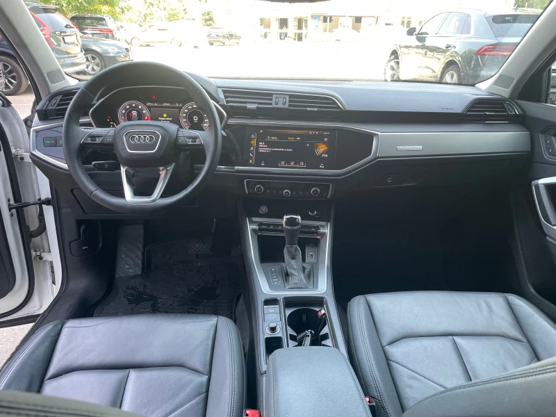 Audi Q3 S-LINE, снимка 14 - Автомобили и джипове - 47237462