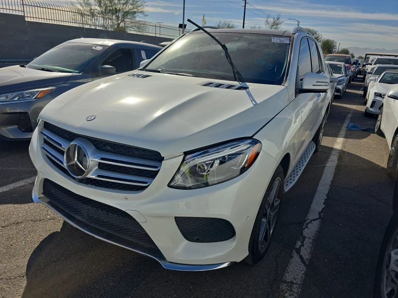 Mercedes-Benz GLE 400 4MATIC* AMG-Pack* Designo* Harman/Kardon* LED* , снимка 3 - Автомобили и джипове - 49480109