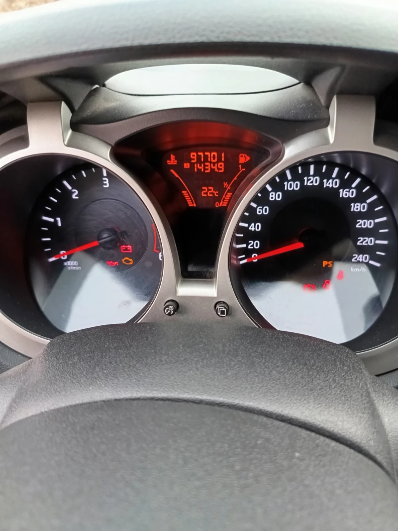 Nissan Juke, снимка 11 - Автомобили и джипове - 49480966