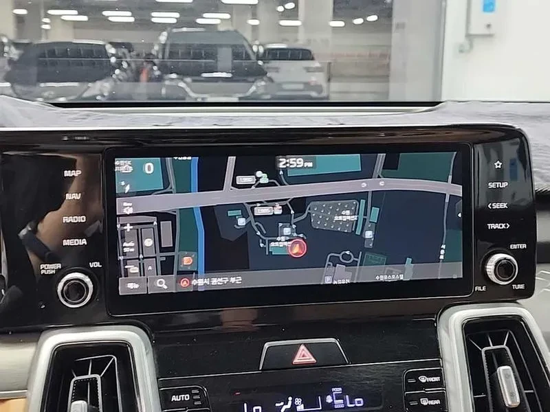 Kia Sorento Diesel 2.2 2Wd Signature, снимка 15 - Автомобили и джипове - 55703161
