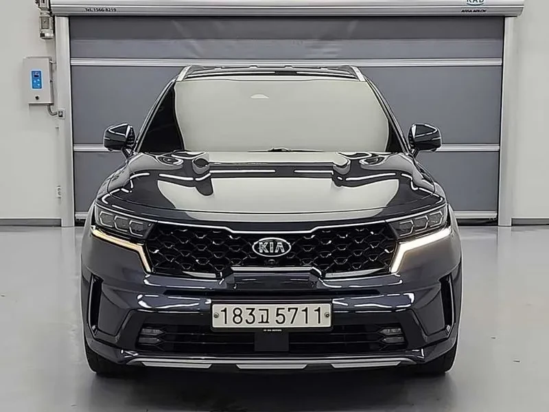 Kia Sorento Diesel 2.2 2Wd Signature, снимка 2 - Автомобили и джипове - 55703161