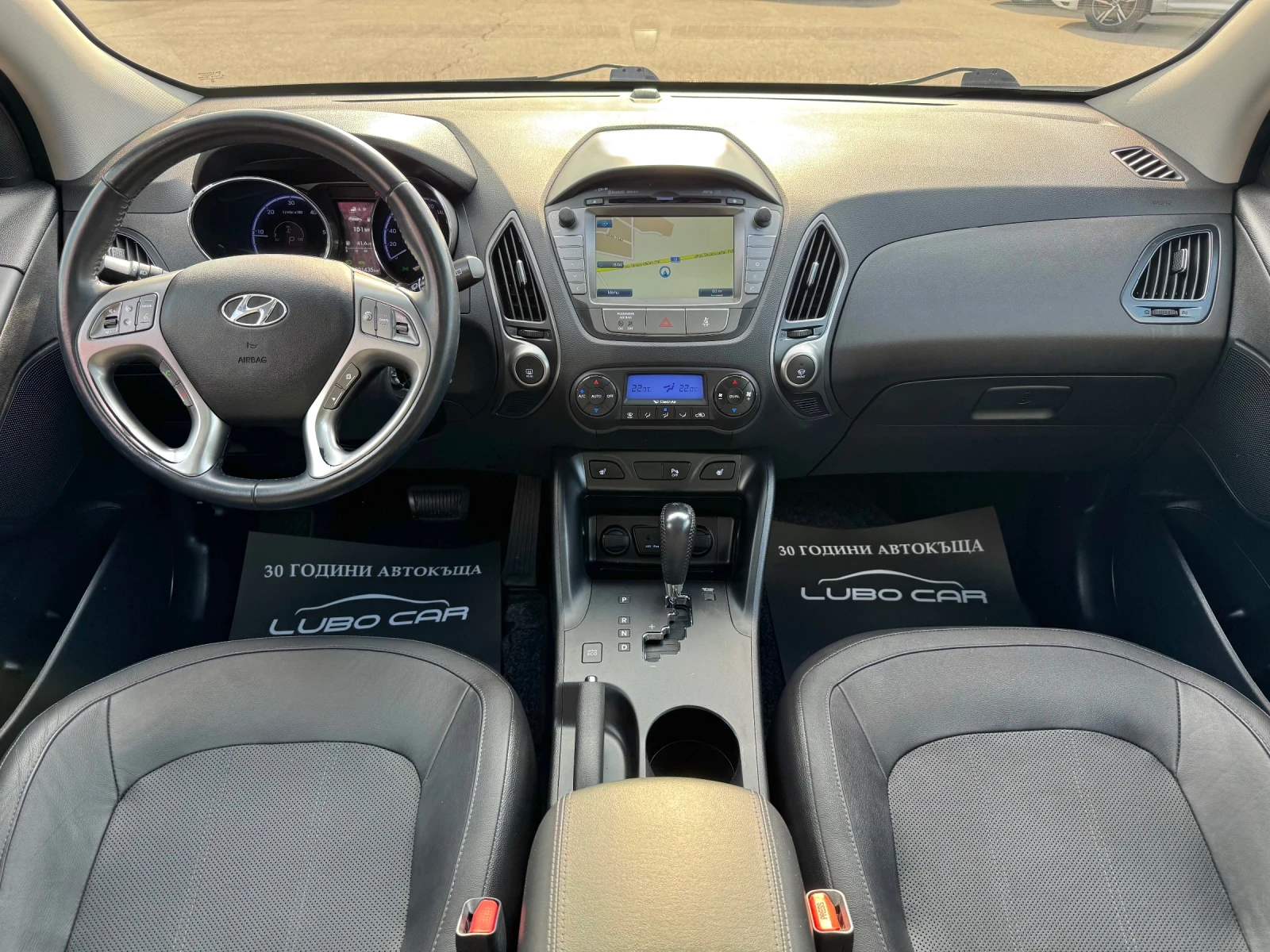 Hyundai IX35 2.0D-AUT-4X4-XENON-CAMERA-КОЖА-ПОДГРЕВ-FULL - изображение 9