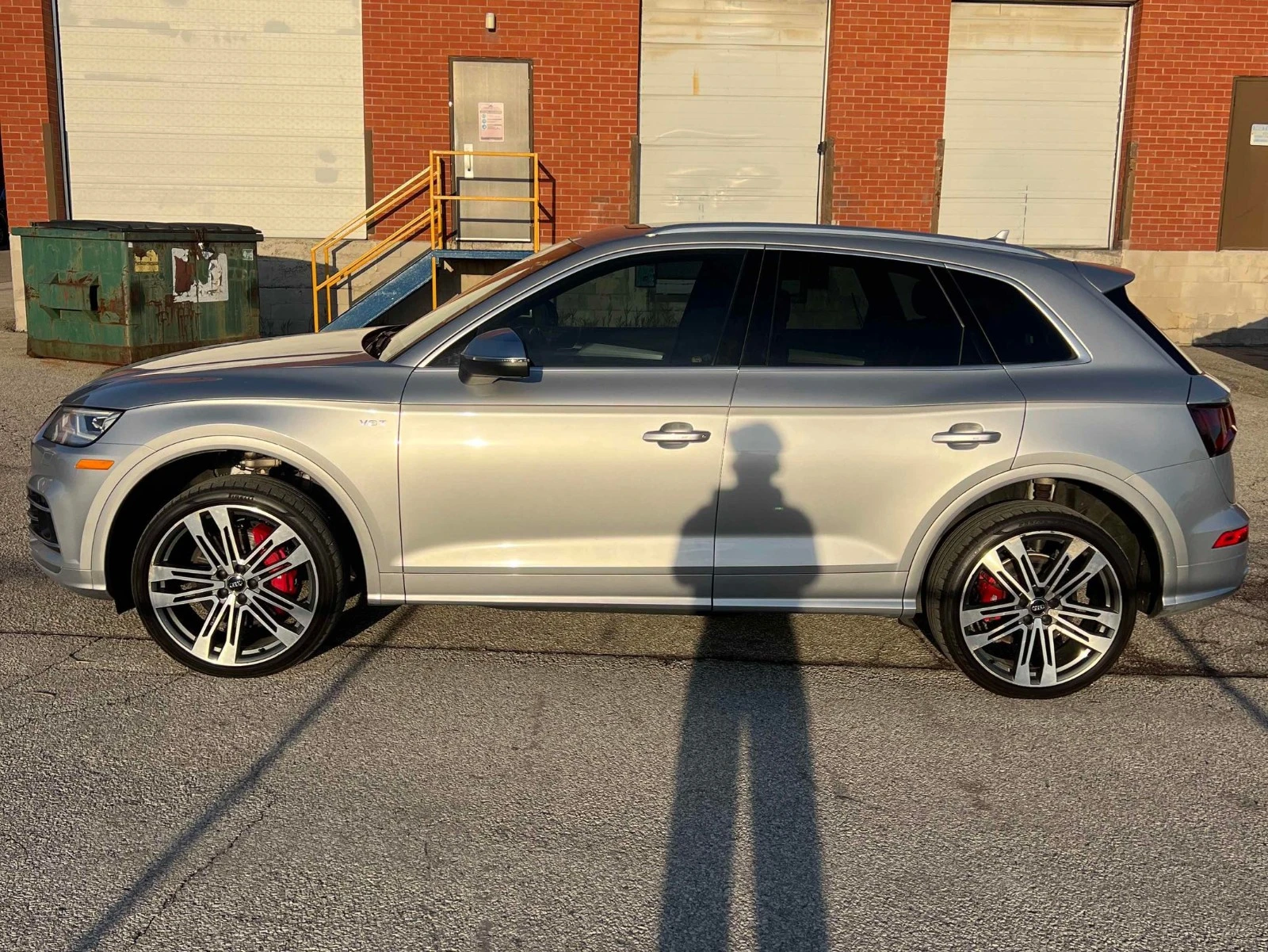 Audi SQ5 CARFAX АВТО КРЕДИТ  - изображение 2