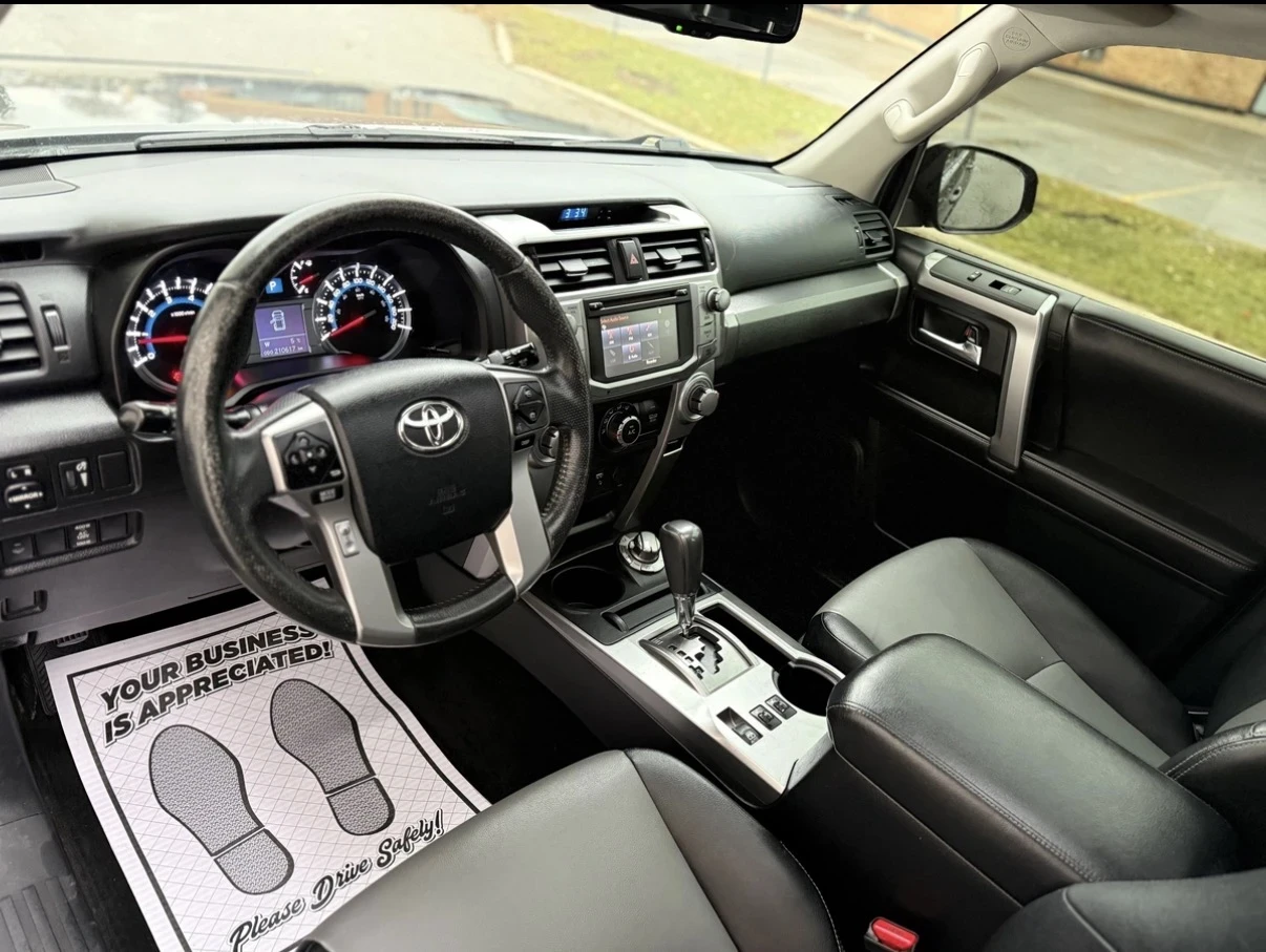 Toyota 4runner SR5 * 7 Места * 4Х4 * Камера * Подгреви * Carfax * - изображение 8