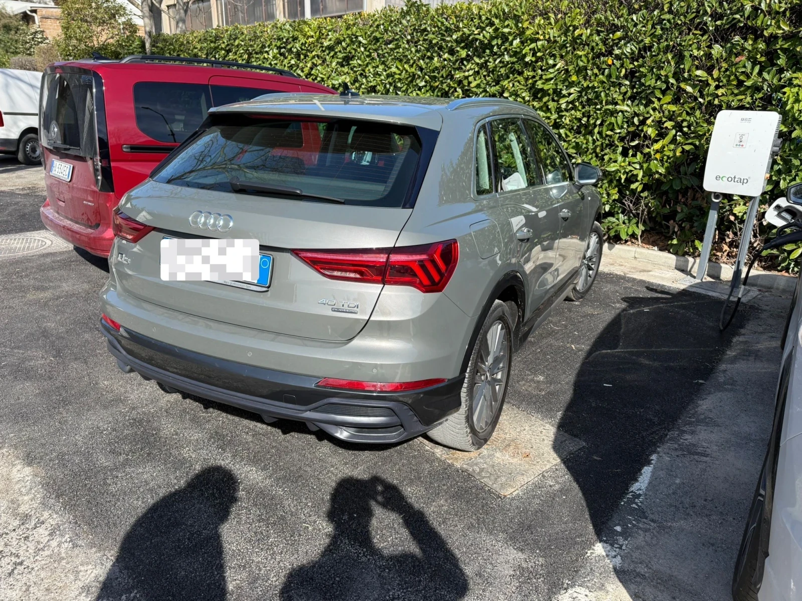 Audi Q3 40 TDI Quattro S tronic S line, снимка 3 - Автомобили и джипове - 53870654